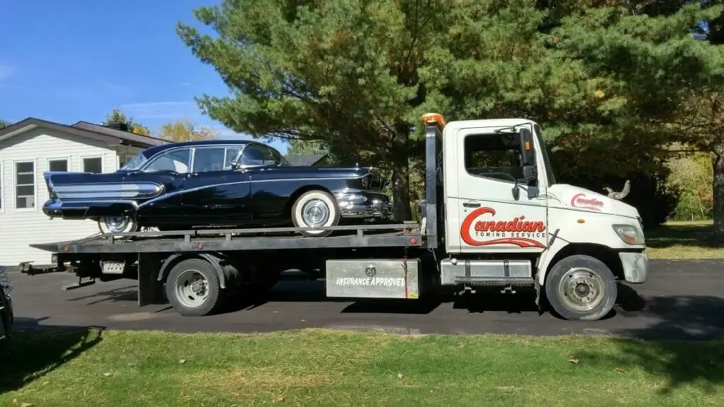 canadian towing assisting a driver under ontarios towing and storage safety act with transparent and professional towing service