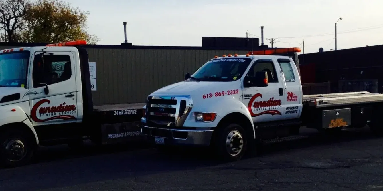 24/7 tow truck dispatch service by Canadian Towing Ottawa