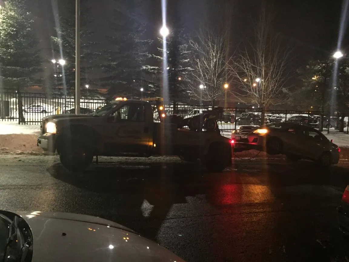 parked car canadian towing